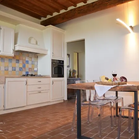 Il Paradisino San Gimignano's Countryside Apartment